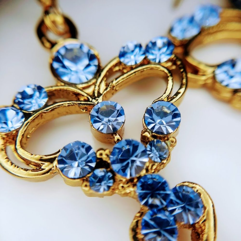 Vintage Yellow Gold toned Sparkling Blue Rhinestone Filigree Earrings